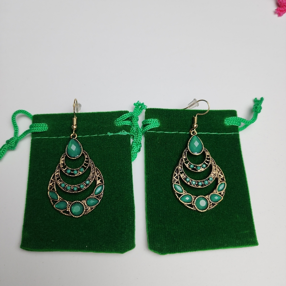 Bohemian Vintage Style Statement Earrings - Picture 4 of 7